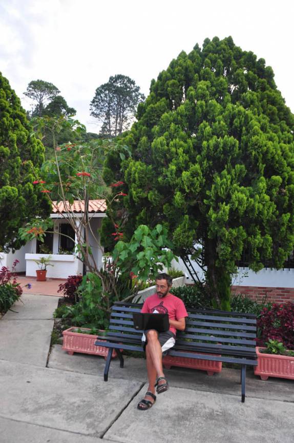 Trabalhando um pouco no nosso hotel em Timotes, na região de Mérida, nos Andes venezuelanos